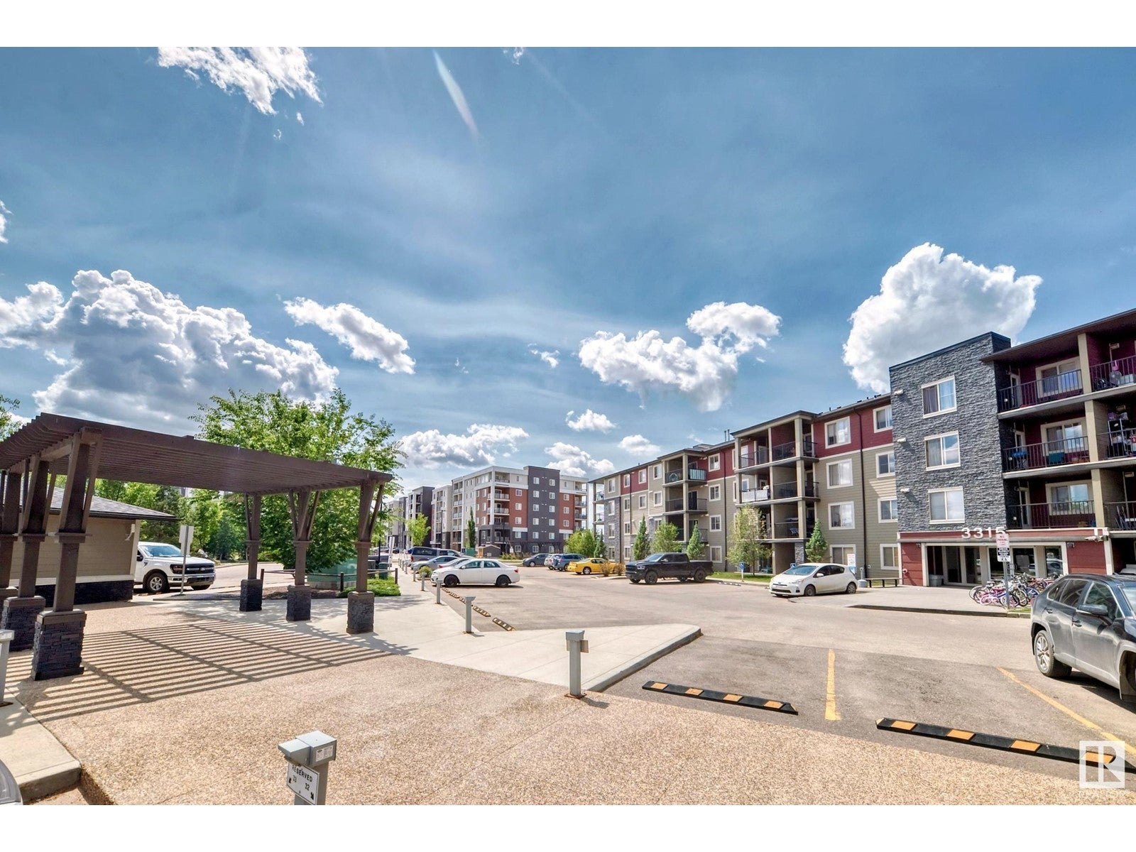 #427 3315 James Mowatt Tr Sw, Edmonton