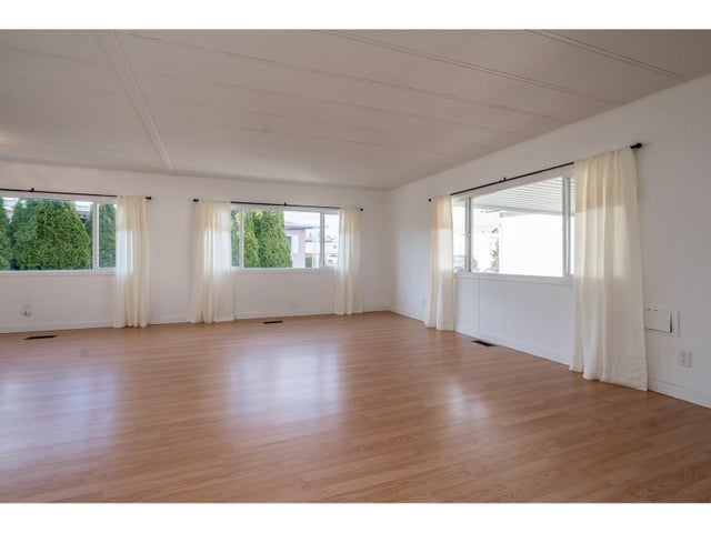 44 1640 162 Street, Surrey