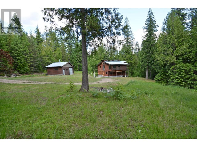 4911 Slocan River Road, Winlaw