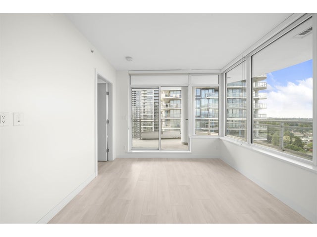 2108 13318 104 Avenue, Surrey