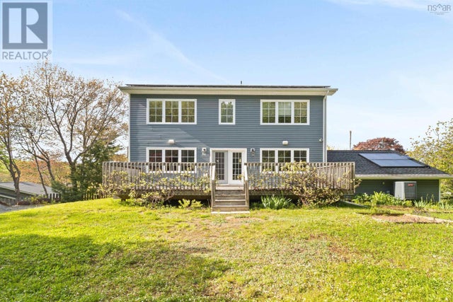 46 Melwood Avenue, Halifax