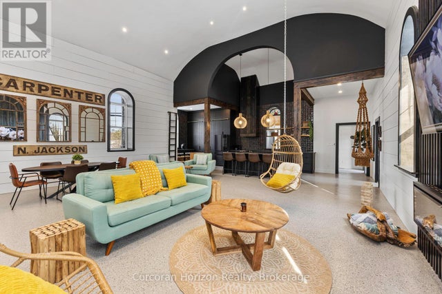 164 Ontario Street, Burk's Falls