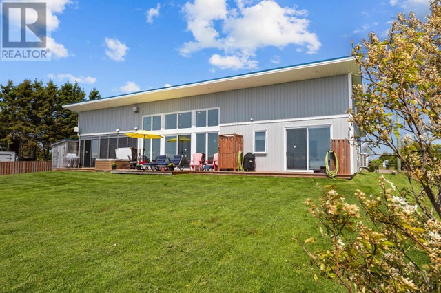 154 Tracey Avenue, Albany