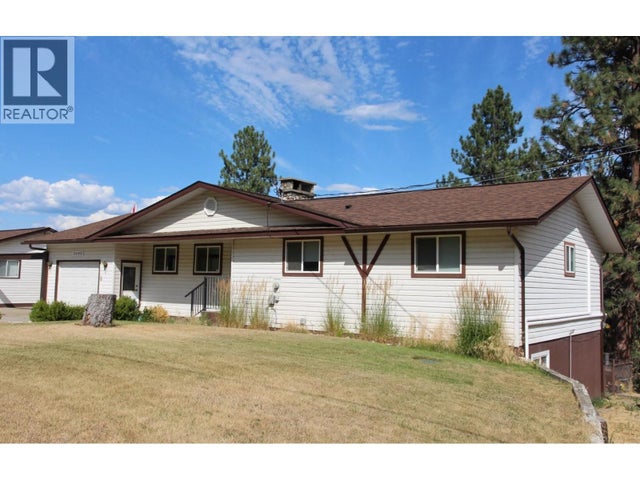 5440 41 Highway, Grand Forks