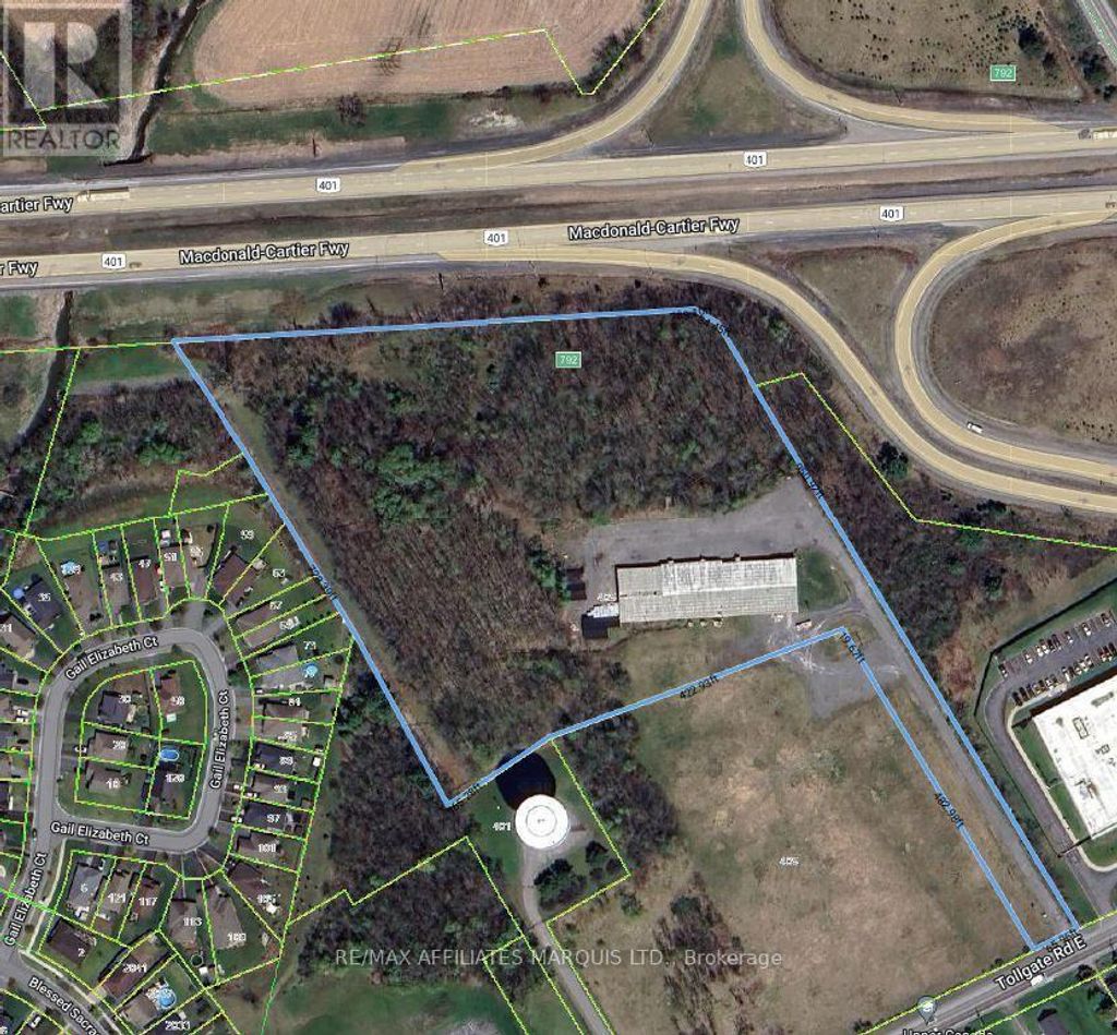 405 Tollgate Road E, Cornwall