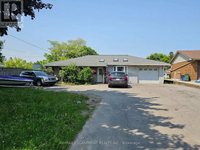 8506 Twenty Road, Hamilton