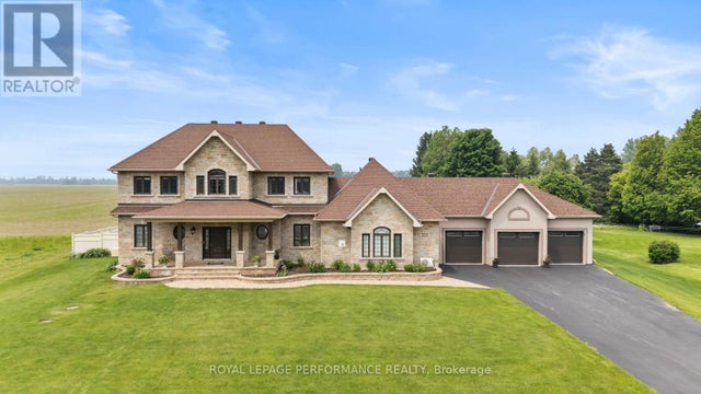 1453 Notre Dame Street, Russell