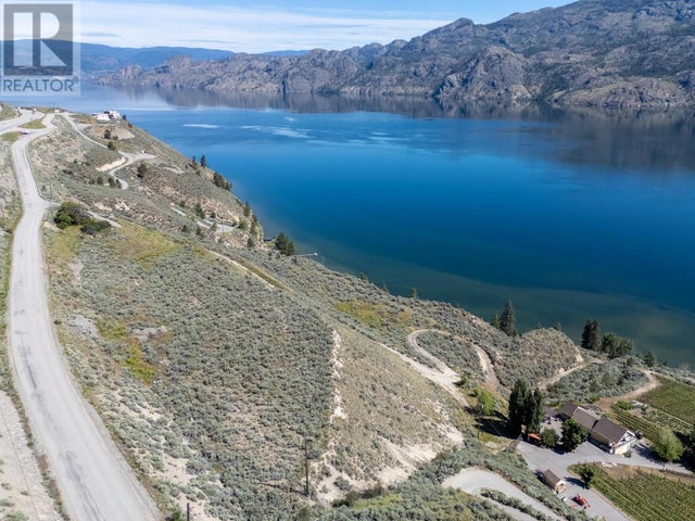 351 Callan Road, Summerland