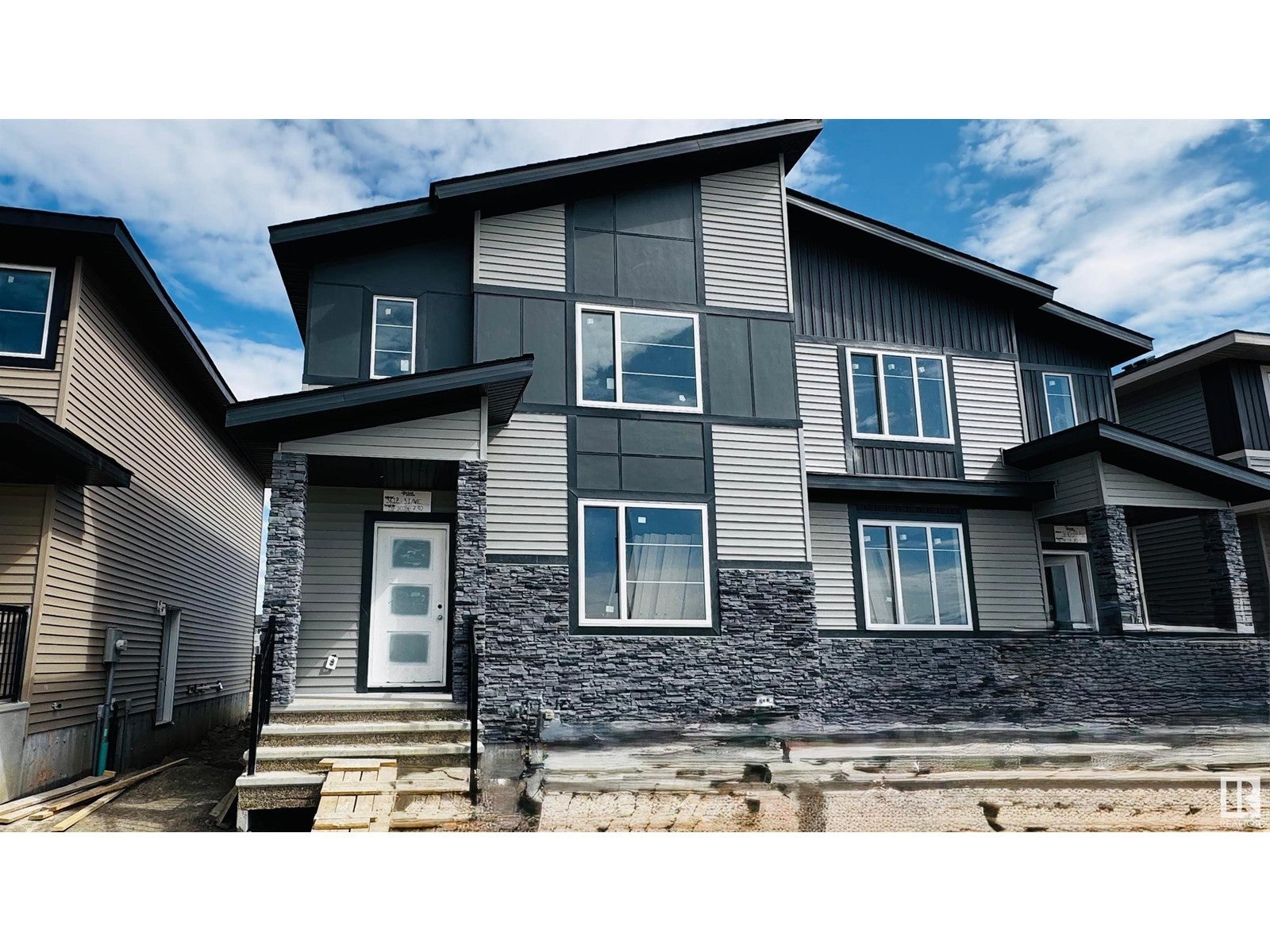 3612 39 Av, Beaumont