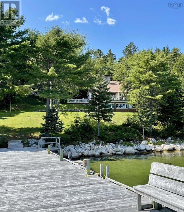 20 Sunnydale Drive, Glen Haven