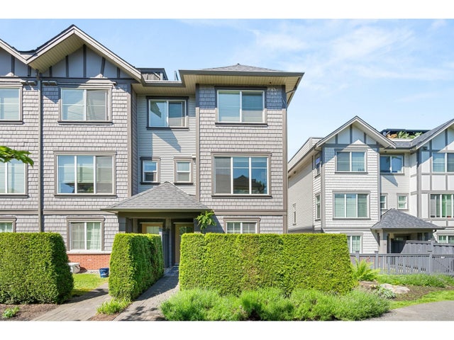 37 8217 204b Street, Langley