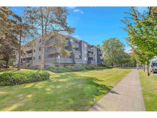 213 17661 58a Avenue, Surrey