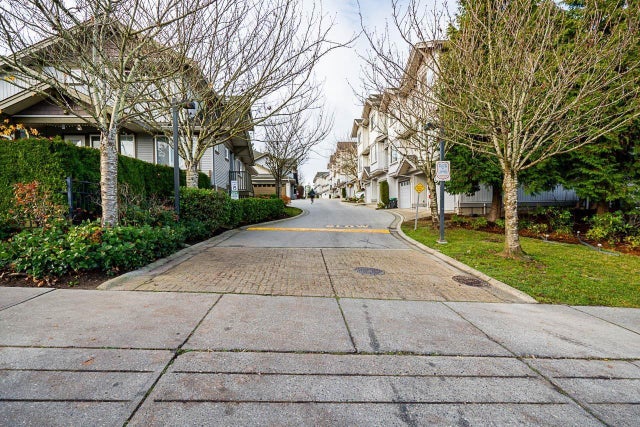 27 12040 68 Avenue, Surrey