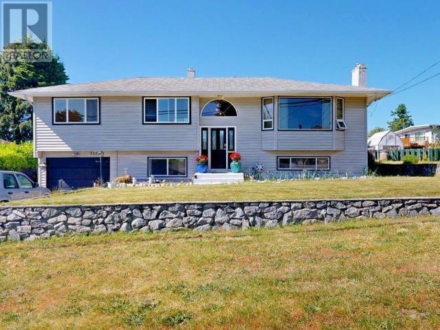 7177 Huntingdon Street, Powell River