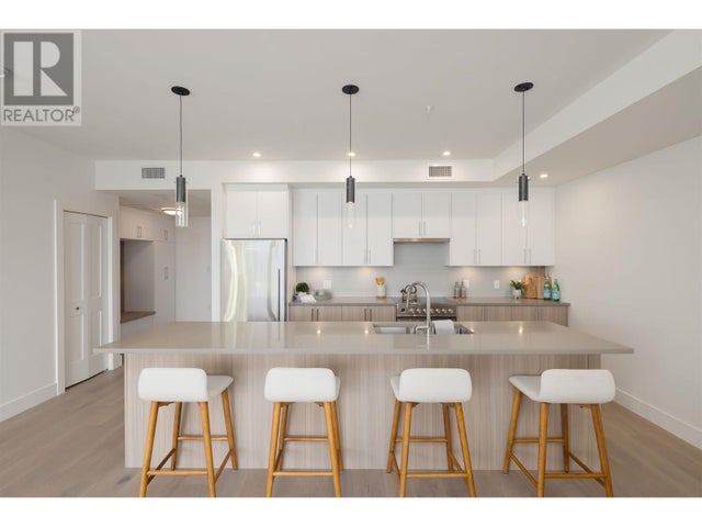 101 3405 Mamquam Road, Squamish