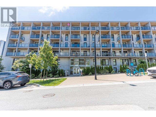 305 9888 University Crescent, Burnaby