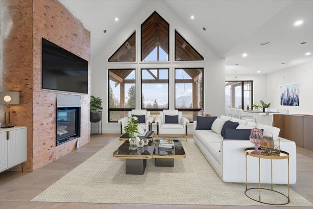 8895 Draper Street, Mission