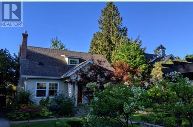 1023 Lawrence Avenue, Kelowna