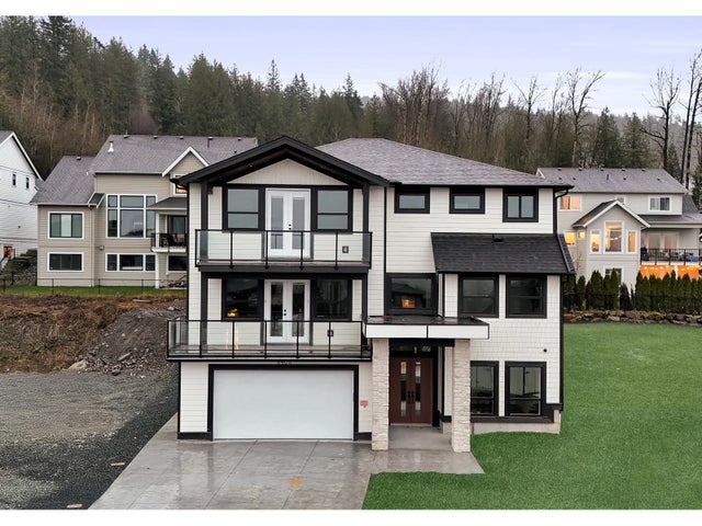 8468 Lily Place|eastern Hillsides, Chilliwack