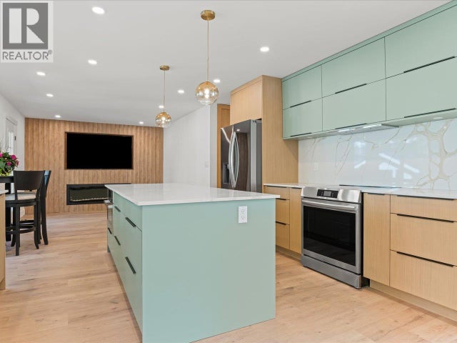 1135 Settlers Court, Port Coquitlam