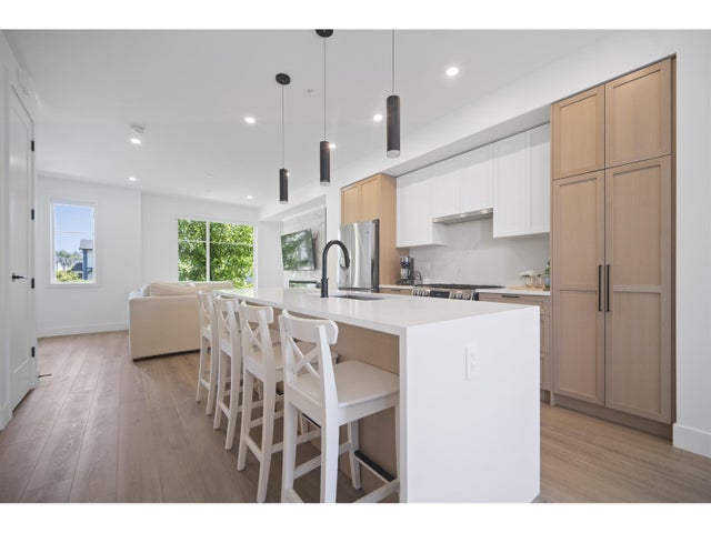 20 20763 76 Avenue, Langley