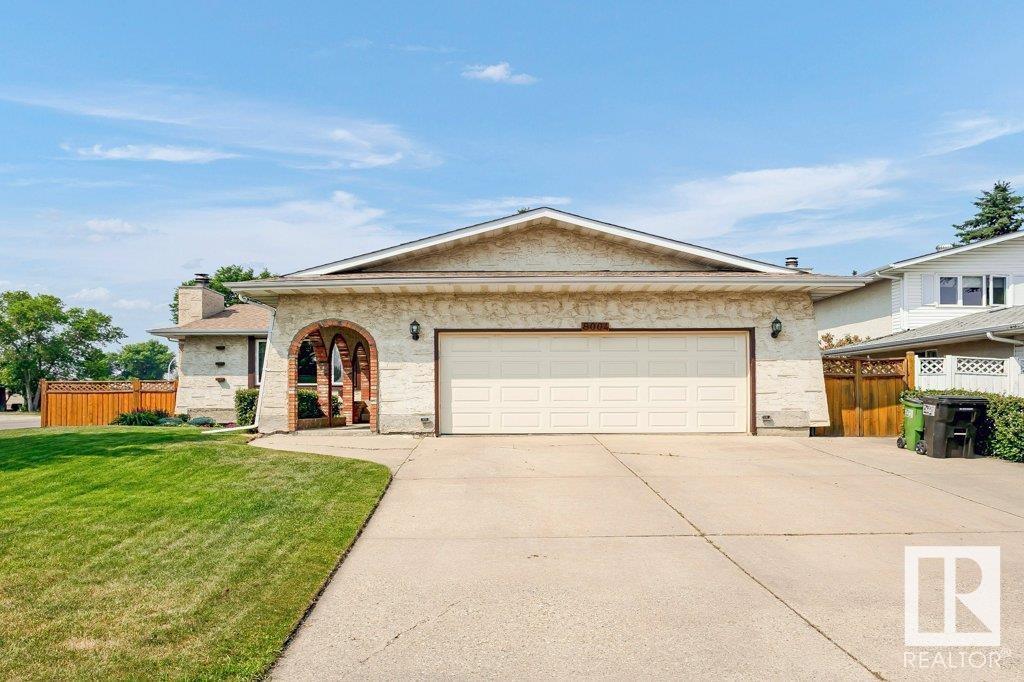 8004 182 St Nw, Edmonton