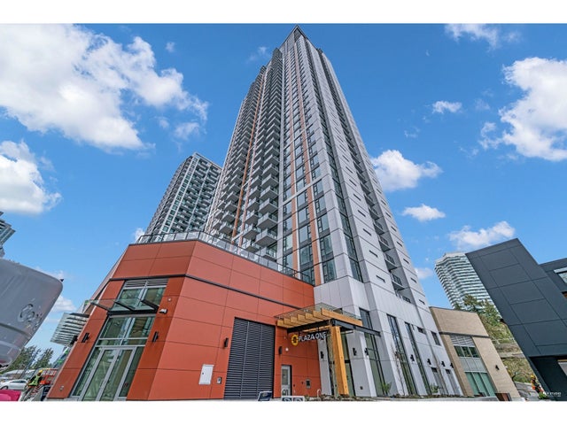 3303 13725 George Junction, Surrey