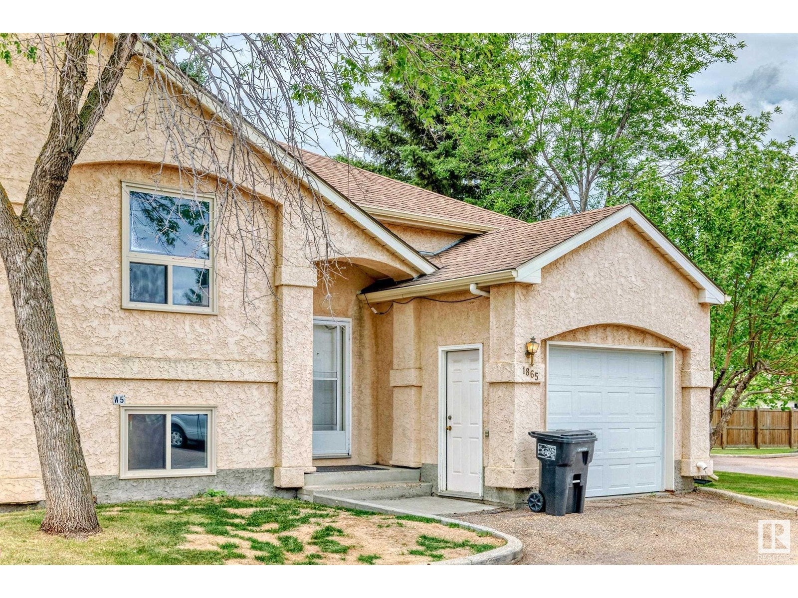 1865 Mill Woods Rd E Nw, Edmonton
