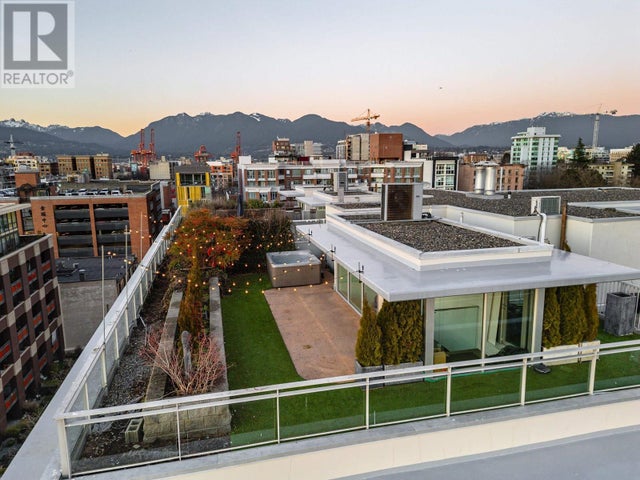 801 221 Union Street, Vancouver