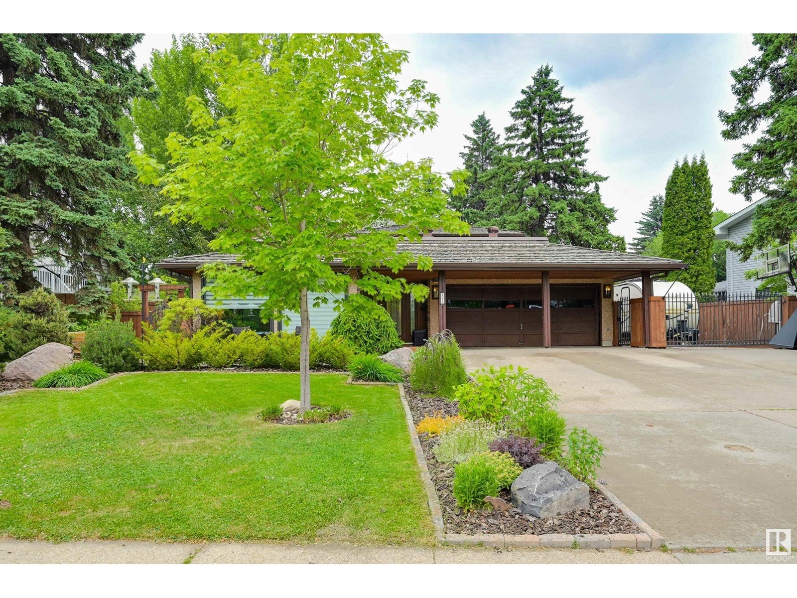 188 Quesnell Cr Nw, Edmonton