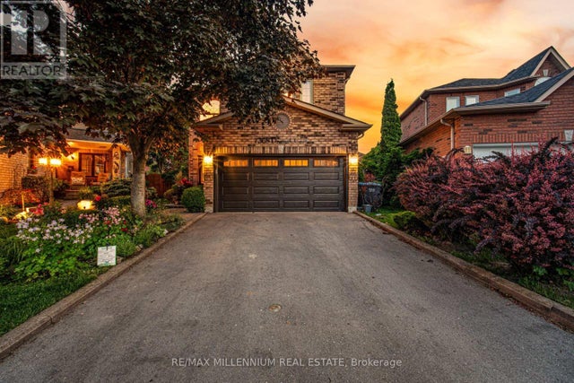 7368 Davemark Court, Mississauga (meadowvale Village)