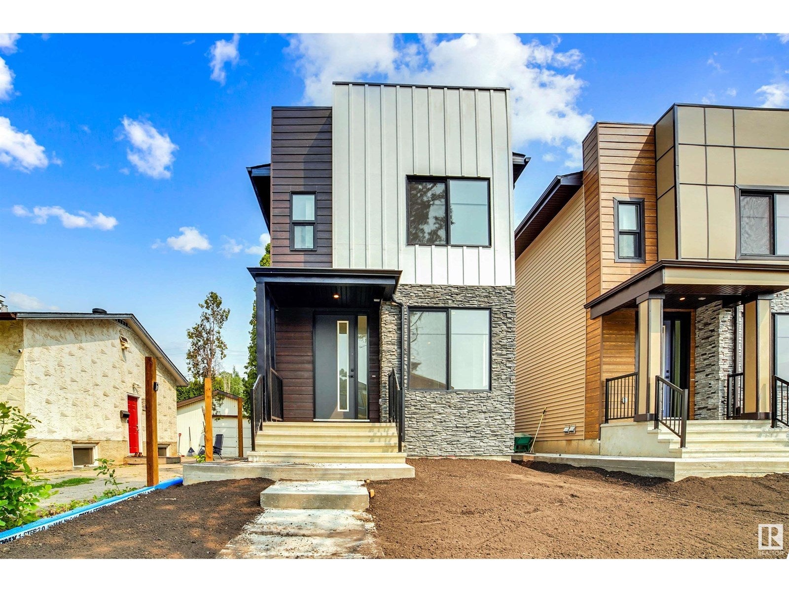 9813 155 St Nw, Edmonton