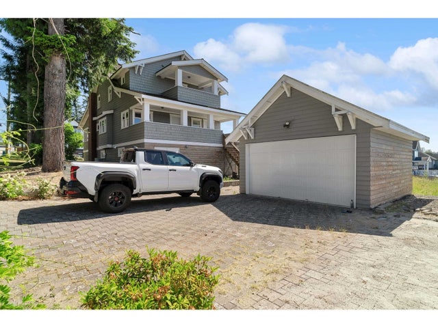 16602 Bell Road, Surrey