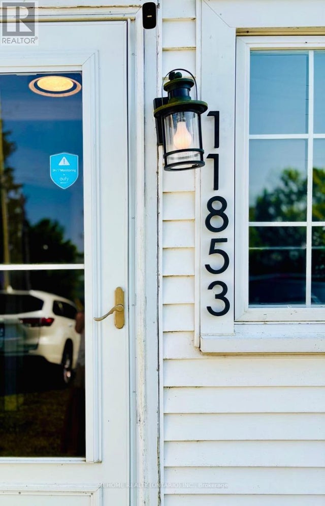 11853 Lakeshore Road, Wainfleet (lakeshore)