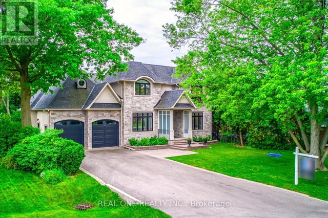 332 Sawyer Road, Oakville (wo West)
