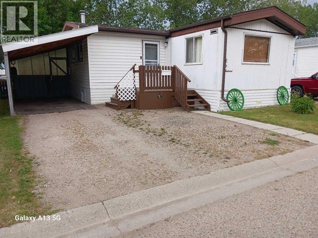 26, 5404 42 Street, Innisfail