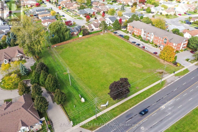 2 - 4257 Montrose Road, Niagara Falls (ascot)