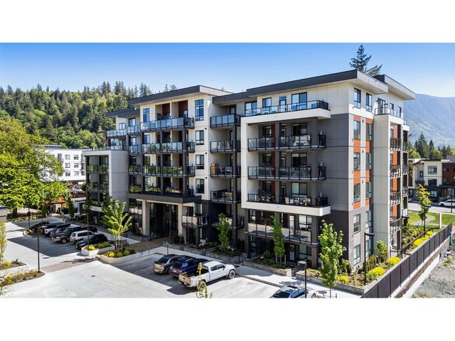 210 45505 Campus Drive|garrison Crossing, Chilliwack