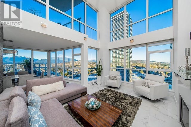 280x 4400 Buchanan Street, Burnaby