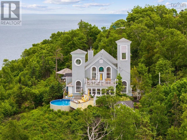 4 York Redoubt Crescent, Fergusons Cove