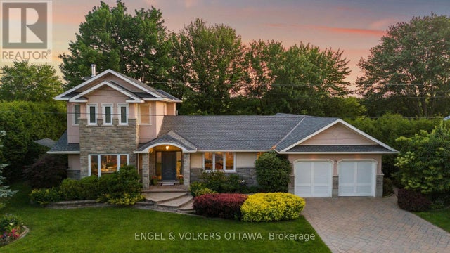 24 Doris Avenue, Ottawa