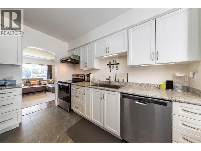 7209 Elwell Street, Burnaby
