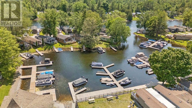 70 - 1082 Shamrock Marina Road, Gravenhurst (morrison)