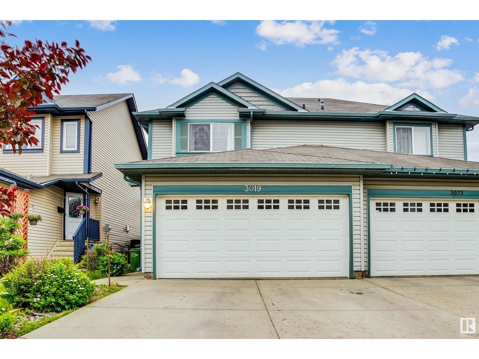 3019 22 Av Nw, Edmonton