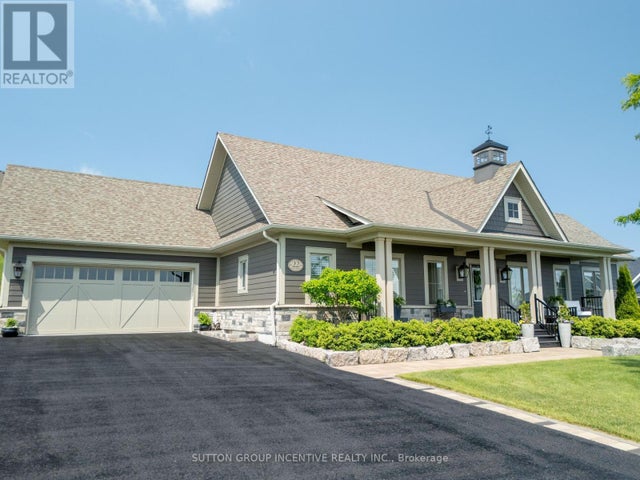 22 Thoroughbred Drive, Oro-Medonte