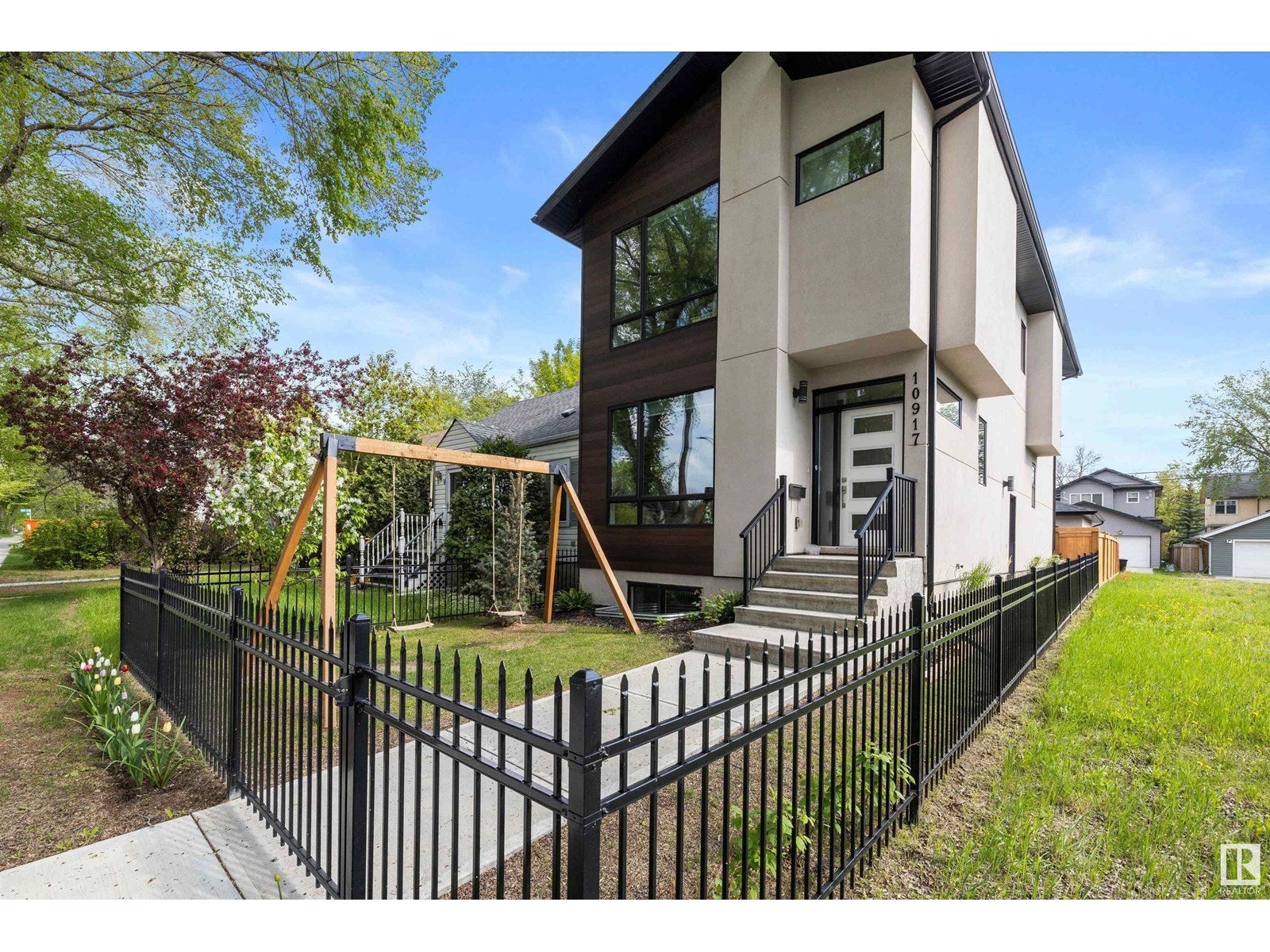 10917 79 Av Nw, Edmonton
