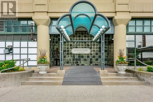 905/906 - 211 Queens Quay W, Toronto (waterfront Communities)