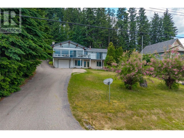 2250 Lakeview Drive, Blind Bay