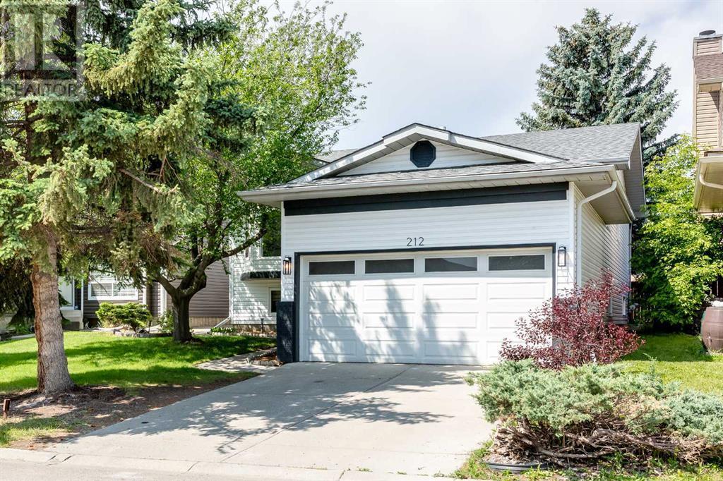 212 Riverstone Place Se, Calgary