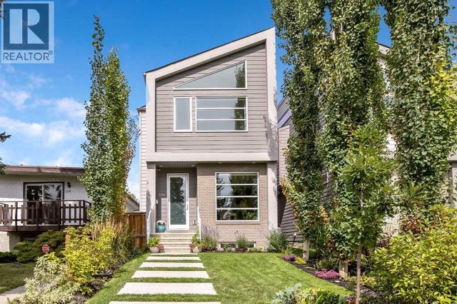 2136 53 Avenue Sw, Calgary